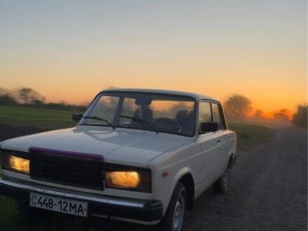 ВАЗ 2107 1986 в Черкассах на Automoto.ua Белый ВАЗ 2107, объемом двигателя 1.3 л и пробегом 1 тыс. км за 30000 $, фото 1 на Automoto.ua