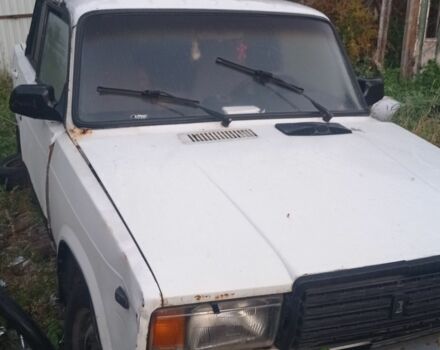 Белый ВАЗ 2107, объемом двигателя 1.5 л и пробегом 140 тыс. км за 364 $, фото 1 на Automoto.ua