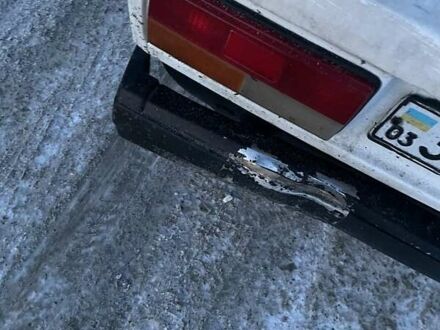 Белый ВАЗ 2107, объемом двигателя 1.5 л и пробегом 350 тыс. км за 532 $, фото 1 на Automoto.ua