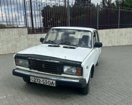 Белый ВАЗ 2107, объемом двигателя 1.5 л и пробегом 250 тыс. км за 400 $, фото 1 на Automoto.ua