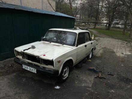 Білий ВАЗ 2107, об'ємом двигуна 1.6 л та пробігом 300 тис. км за 200 $, фото 1 на Automoto.ua