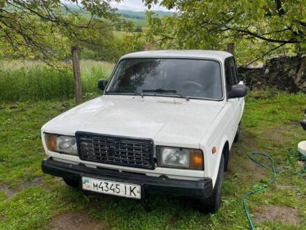 ВАЗ 2107 1987 у Мукачеве на Automoto.ua Білий ВАЗ 2107, об'ємом двигуна 1.5 л та пробігом 86 тис. км за 800 $, фото 1 на Automoto.ua
