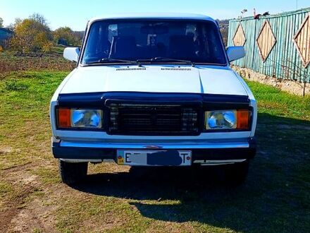 Белый ВАЗ 2107, объемом двигателя 1.5 л и пробегом 250 тыс. км за 1050 $, фото 1 на Automoto.ua