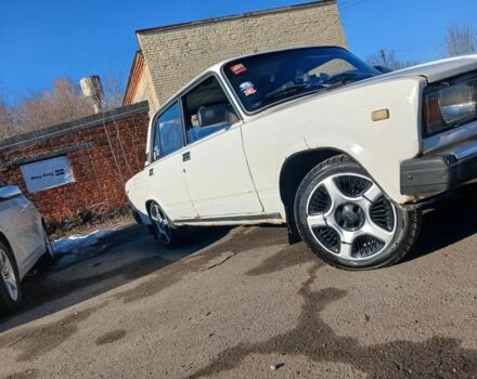 Білий ВАЗ 2107, об'ємом двигуна 2 л та пробігом 77 тис. км за 685 $, фото 1 на Automoto.ua