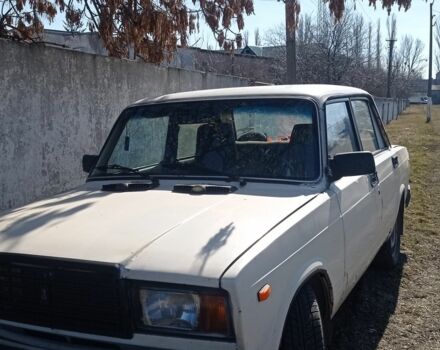 Белый ВАЗ 2107, объемом двигателя 0 л и пробегом 100 тыс. км за 650 $, фото 1 на Automoto.ua