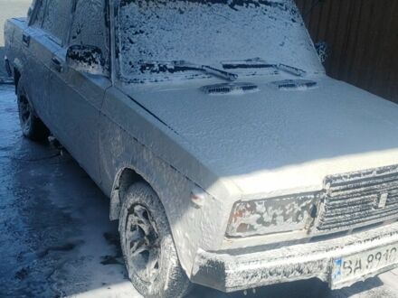 Белый ВАЗ 2107, объемом двигателя 1.5 л и пробегом 100 тыс. км за 897 $, фото 1 на Automoto.ua