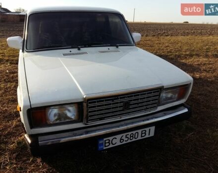 Білий ВАЗ 2107, об'ємом двигуна 1.45 л та пробігом 111 тис. км за 1137 $, фото 1 на Automoto.ua
