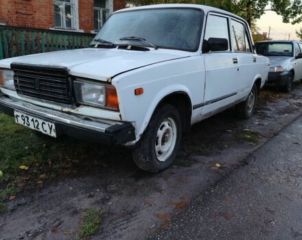 ВАЗ 2107 1987 в Сумах на Automoto.ua Белый ВАЗ 2107, объемом двигателя 1.3 л и пробегом 613 тыс. км за 512 $, фото 1 на Automoto.ua