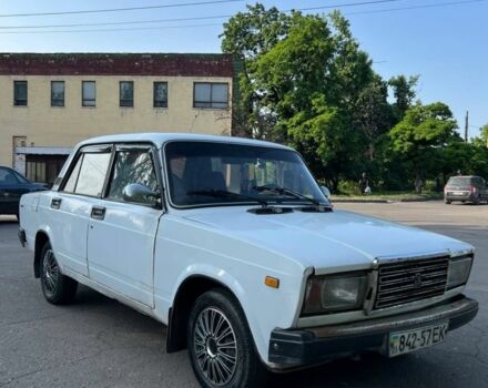 Белый ВАЗ 2107, объемом двигателя 1.5 л и пробегом 100 тыс. км за 360 $, фото 1 на Automoto.ua