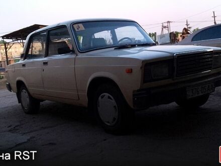 Білий ВАЗ 2107, об'ємом двигуна 1.5 л та пробігом 80 тис. км за 1200 $, фото 1 на Automoto.ua