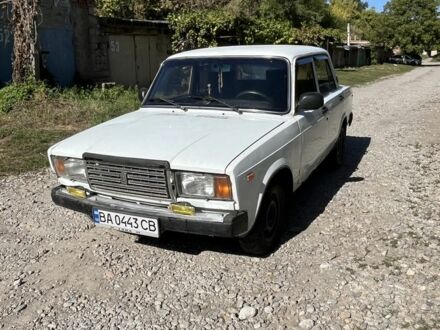 ВАЗ 2107 1987 в Кропивницком (Кировограде) на Automoto.ua Белый ВАЗ 2107, объемом двигателя 1.5 л и пробегом 67 тыс. км за 631 $, фото 1 на Automoto.ua
