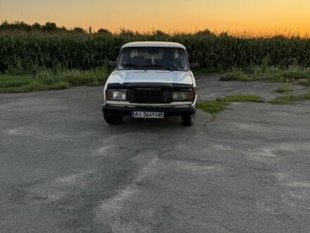 Белый ВАЗ 2107, объемом двигателя 1.5 л и пробегом 1000 тыс. км за 500 $, фото 1 на Automoto.ua