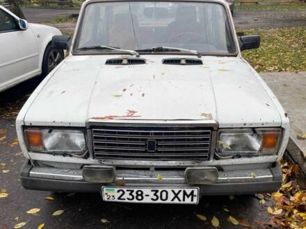 Белый ВАЗ 2107, объемом двигателя 1.5 л и пробегом 100 тыс. км за 835 $, фото 1 на Automoto.ua