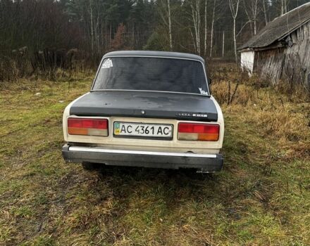 Белый ВАЗ 2107, объемом двигателя 1.5 л и пробегом 100 тыс. км за 1000 $, фото 1 на Automoto.ua