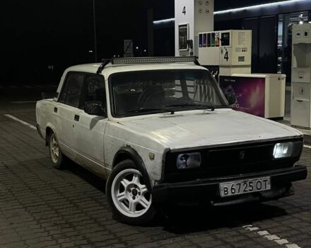 Белый ВАЗ 2107, объемом двигателя 1.6 л и пробегом 3 тыс. км за 1100 $, фото 1 на Automoto.ua