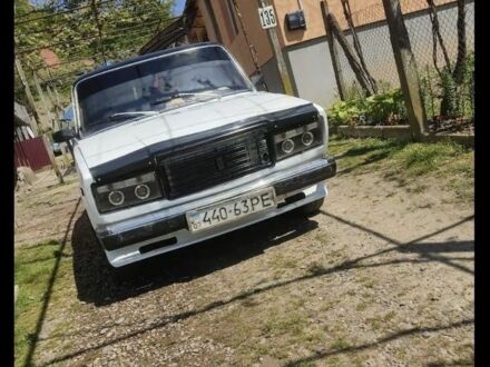 Белый ВАЗ 2107, объемом двигателя 0 л и пробегом 250 тыс. км за 600 $, фото 1 на Automoto.ua