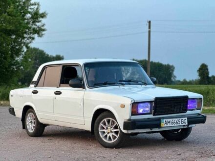 Белый ВАЗ 2107, объемом двигателя 1.5 л и пробегом 5 тыс. км за 749 $, фото 1 на Automoto.ua