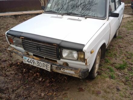 Белый ВАЗ 2107, объемом двигателя 0 л и пробегом 1000 тыс. км за 404 $, фото 1 на Automoto.ua