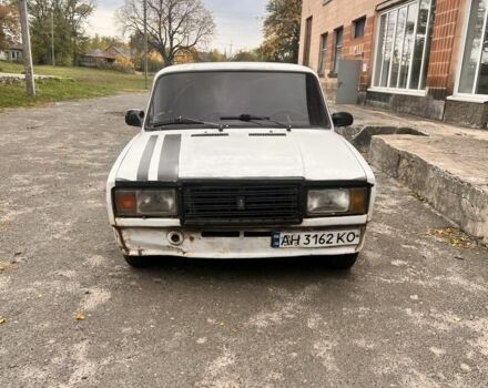 Белый ВАЗ 2107, объемом двигателя 1.5 л и пробегом 1000 тыс. км за 534 $, фото 1 на Automoto.ua