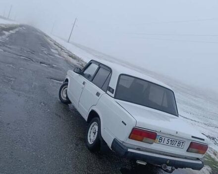 Белый ВАЗ 2107, объемом двигателя 1.3 л и пробегом 300 тыс. км за 664 $, фото 1 на Automoto.ua