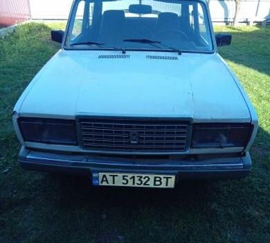 Белый ВАЗ 2107, объемом двигателя 1.2 л и пробегом 1000 тыс. км за 600 $, фото 1 на Automoto.ua