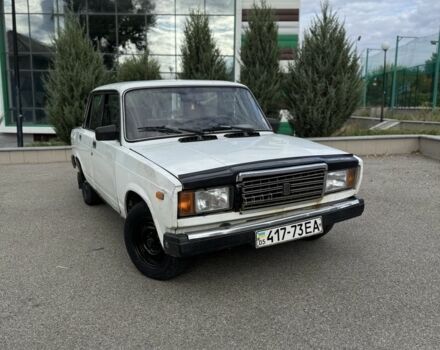 Белый ВАЗ 2107, объемом двигателя 1.5 л и пробегом 99 тыс. км за 701 $, фото 1 на Automoto.ua