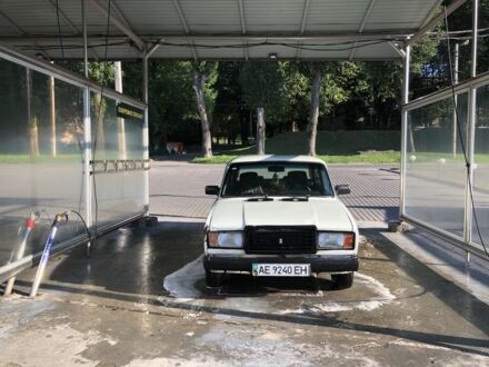 Білий ВАЗ 2107, об'ємом двигуна 1.5 л та пробігом 300 тис. км за 384 $, фото 1 на Automoto.ua