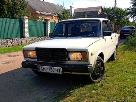 Белый ВАЗ 2107, объемом двигателя 1.5 л и пробегом 0 тыс. км за 700 $, фото 1 на Automoto.ua