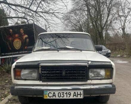 Белый ВАЗ 2107, объемом двигателя 1.6 л и пробегом 100 тыс. км за 400 $, фото 1 на Automoto.ua