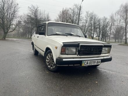 Белый ВАЗ 2107, объемом двигателя 1.6 л и пробегом 100 тыс. км за 638 $, фото 1 на Automoto.ua