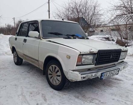 Белый ВАЗ 2107, объемом двигателя 1.5 л и пробегом 43 тыс. км за 582 $, фото 1 на Automoto.ua