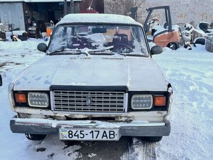 Белый ВАЗ 2107, объемом двигателя 1.5 л и пробегом 3 тыс. км за 428 $, фото 1 на Automoto.ua