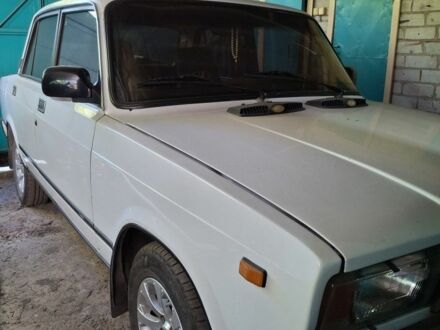 ВАЗ 2107 1990 в Краматорске на Automoto.ua Белый ВАЗ 2107, объемом двигателя 0 л и пробегом 276 тыс. км за 1200 $, фото 1 на Automoto.ua