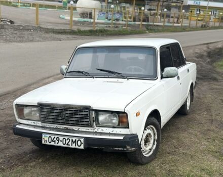 Белый ВАЗ 2107, объемом двигателя 1.5 л и пробегом 200 тыс. км за 600 $, фото 1 на Automoto.ua
