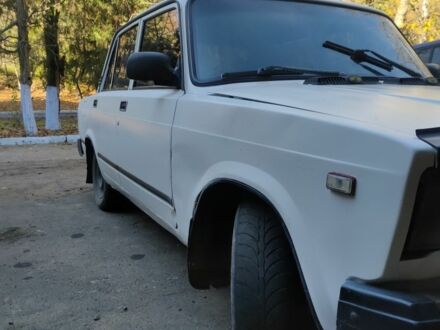 ВАЗ 2107 1990 в Татарбунарах на Automoto.ua Белый ВАЗ 2107, объемом двигателя 1.5 л и пробегом 56 тыс. км за 1000 $, фото 1 на Automoto.ua