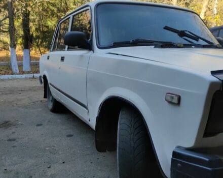 ВАЗ 2107 1990 в Татарбунарах на Automoto.ua Белый ВАЗ 2107, объемом двигателя 1.5 л и пробегом 56 тыс. км за 1000 $, фото 1 на Automoto.ua