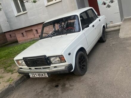 ВАЗ 2107 1990 в Белой Церкве на Automoto.ua Белый ВАЗ 2107, объемом двигателя 1.5 л и пробегом 75 тыс. км за 700 $, фото 1 на Automoto.ua