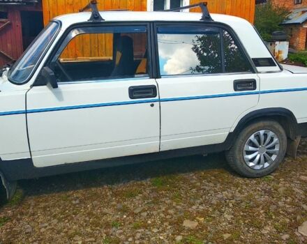 Белый ВАЗ 2107, объемом двигателя 1.3 л и пробегом 230 тыс. км за 1100 $, фото 1 на Automoto.ua