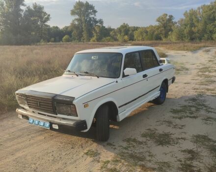 Білий ВАЗ 2107, об'ємом двигуна 1.5 л та пробігом 54 тис. км за 2000 $, фото 1 на Automoto.ua