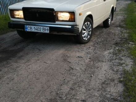 Белый ВАЗ 2107, объемом двигателя 6 л и пробегом 1 тыс. км за 846 $, фото 1 на Automoto.ua