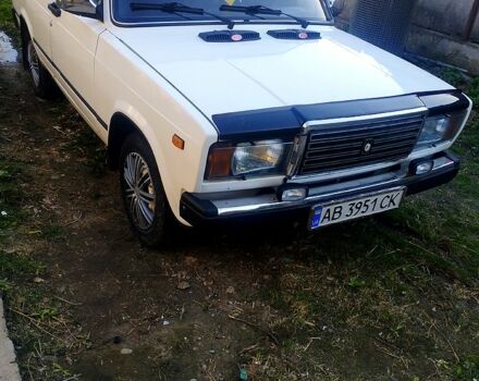 Белый ВАЗ 2107, объемом двигателя 1.5 л и пробегом 35 тыс. км за 1400 $, фото 1 на Automoto.ua