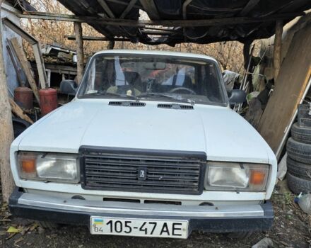 Белый ВАЗ 2107, объемом двигателя 1.5 л и пробегом 1 тыс. км за 899 $, фото 1 на Automoto.ua
