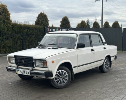 Белый ВАЗ 2107, объемом двигателя 1.3 л и пробегом 77 тыс. км за 550 $, фото 1 на Automoto.ua