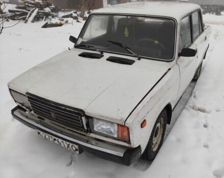 Белый ВАЗ 2107, объемом двигателя 0 л и пробегом 100 тыс. км за 446 $, фото 1 на Automoto.ua