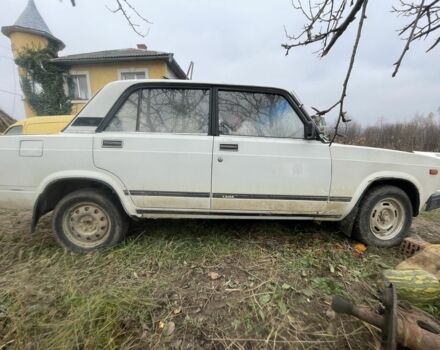 Белый ВАЗ 2107, объемом двигателя 1.5 л и пробегом 31 тыс. км за 357 $, фото 1 на Automoto.ua