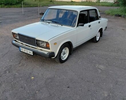 Белый ВАЗ 2107, объемом двигателя 1.5 л и пробегом 5 тыс. км за 1550 $, фото 1 на Automoto.ua