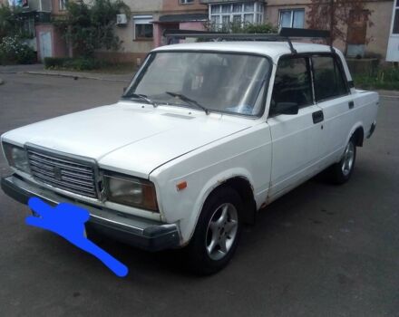 Белый ВАЗ 2107, объемом двигателя 1.3 л и пробегом 180 тыс. км за 500 $, фото 1 на Automoto.ua