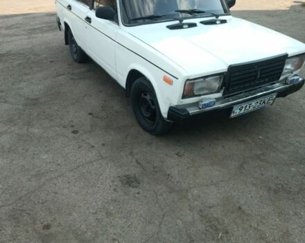 ВАЗ 2107 1991 в Добровеличковке на Automoto.ua Белый ВАЗ 2107, объемом двигателя 1 л и пробегом 200 тыс. км за 650 $, фото 1 на Automoto.ua