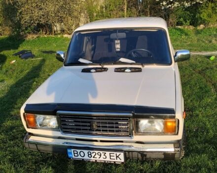 Белый ВАЗ 2107, объемом двигателя 1.5 л и пробегом 2 тыс. км за 700 $, фото 1 на Automoto.ua