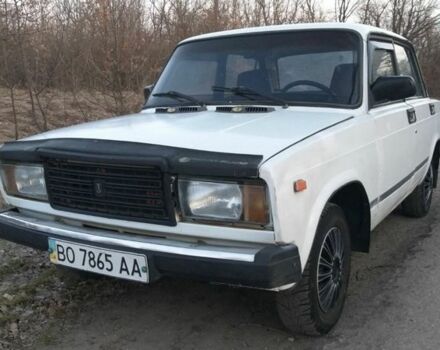 Белый ВАЗ 2107, объемом двигателя 1.45 л и пробегом 100 тыс. км за 1000 $, фото 1 на Automoto.ua